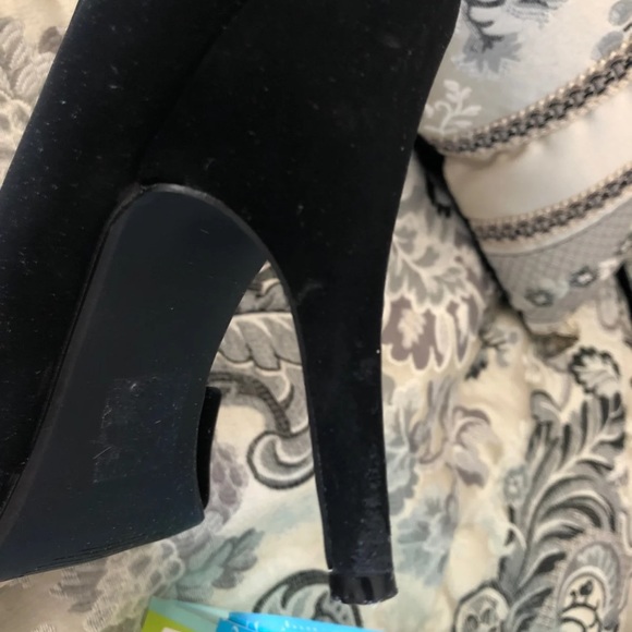 Black Suede Heels - Picture 5 of 7
